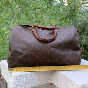 Vintage Louis Vuitton Speedy 40 Bag